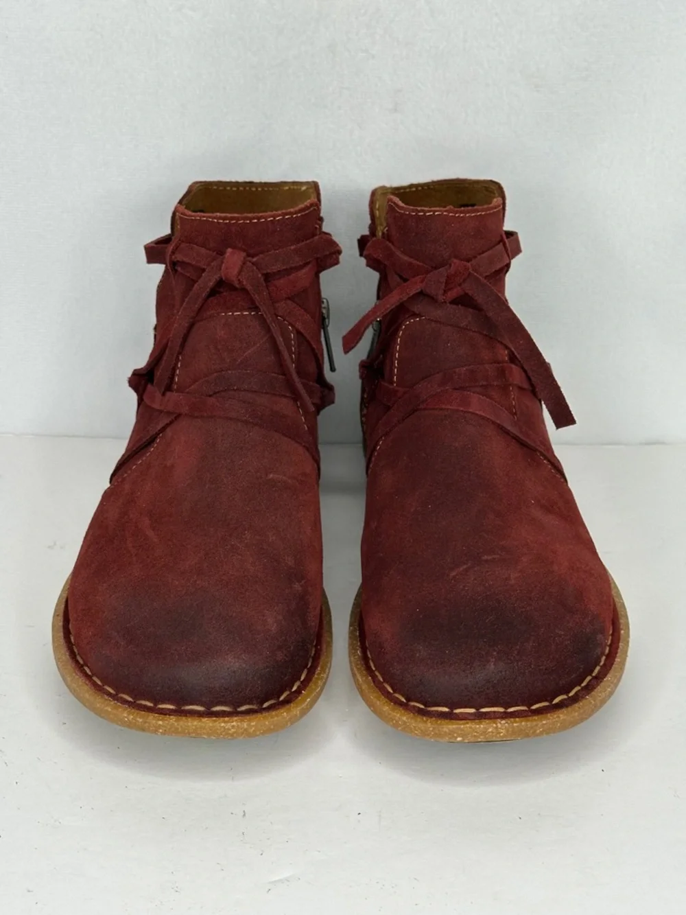 Born Tarkiln Burgundy Suede Ankle Boots Distressed‎ Wrap Laces Boho Sz 8 - Picture 2 of 11